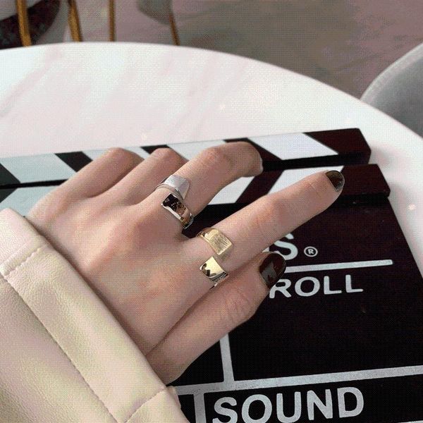 cluster rings silvology 925 sterling silver glossy matte elegant personality simple ring for women 2021 friendship jewelry, Golden;silver
cluster rings silvology 925 sterling silver glossy matte elegant personality simple ring for women 2021 friendship jewelry, Golden;silver
