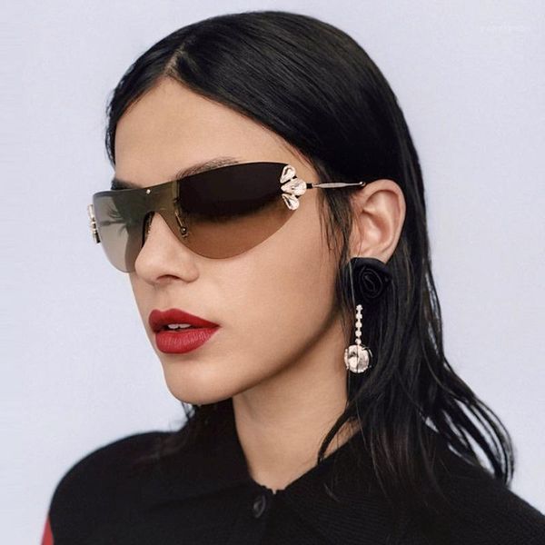 sunglasses trendy metal frameless women's luxury diamond inlaid one-piece street po, White;black
sunglasses trendy metal frameless women's luxury diamond inlaid one-piece street po, White;black