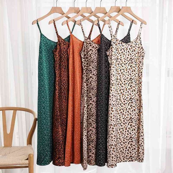 s-4xl korean shining polka dot summer women dress spaghetti strap boho leopard print maxi party vestidos plus size m30262 201025, Black;gray
s-4xl korean shining polka dot summer women dress spaghetti strap boho leopard print maxi party vestidos plus size m30262 201025, Black;gray