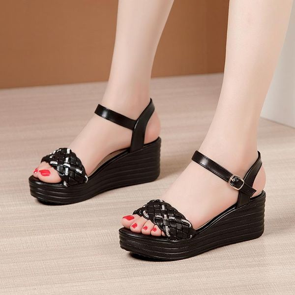 sandals peep toe women's summer 2021 fashion wedges heel large size 33 to 43 black white women shoes
sandals peep toe women's summer 2021 fashion wedges heel large size 33 to 43 black white women shoes