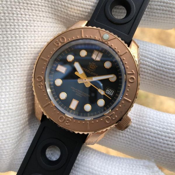 men's bronze diving watch ceramic bezel 300m water resistance japan nh35a automatic movement wristwatch wristwatches, Slivery;brown
men's bronze diving watch ceramic bezel 300m water resistance japan nh35a automatic movement wristwatch wristwatches, Slivery;brown