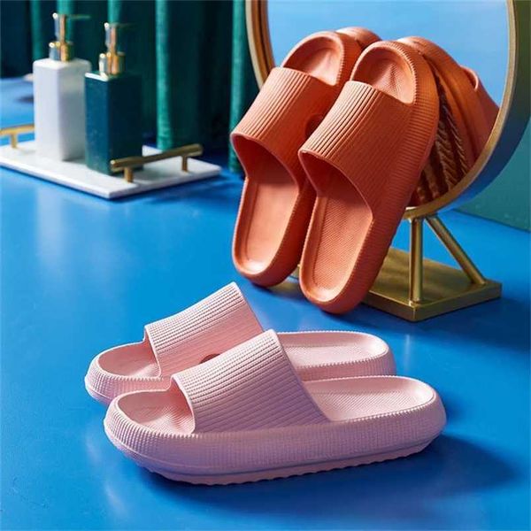 cloud slippers woman bathroom non-slip platform slides for men women slipper summer beach eva soft soles sandals 211206, Black
cloud slippers woman bathroom non-slip platform slides for men women slipper summer beach eva soft soles sandals 211206, Black