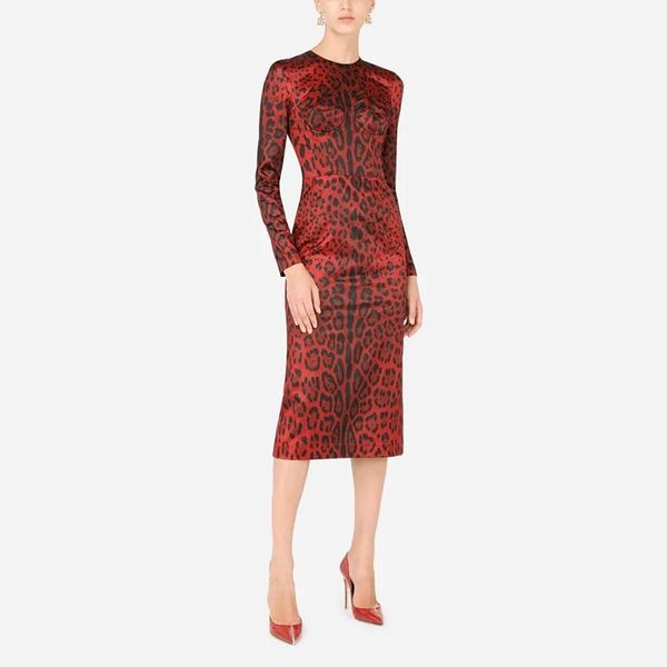 casual dresses autumn 2021 long sleeve velvet leopard grain split slim dress women's 210917lu01, Black;gray
casual dresses autumn 2021 long sleeve velvet leopard grain split slim dress women's 210917lu01, Black;gray