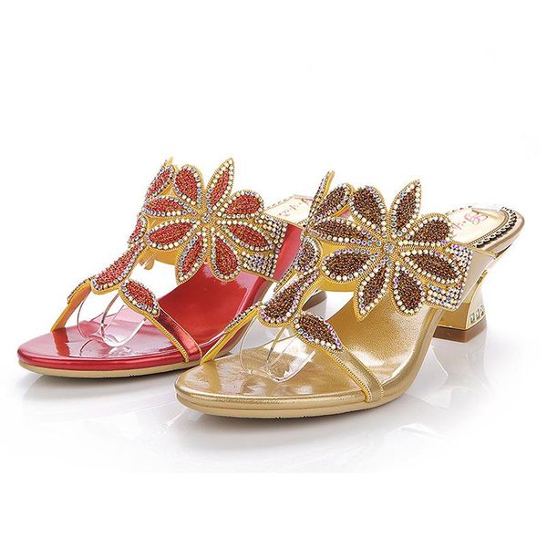 slippers 2021 summer fashion diamond buckle elegant shoes 6cm female temperament thick with sandals gold red high quality, Black 
slippers 2021 summer fashion diamond buckle elegant shoes 6cm female temperament thick with sandals gold red high quality, Black