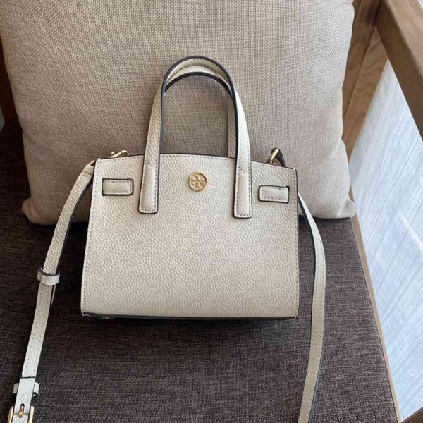2021new lychee grain cow leather mini one bags shoulder straddle fashion leisure women's zmm
2021new lychee grain cow leather mini one bags shoulder straddle fashion leisure women's zmm