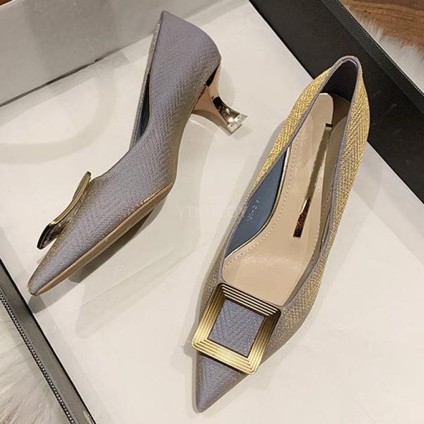 2021 comfortable geniune leather metal decoration high heels slip on elegant lady wedding party pumps zapato mujer, Black
2021 comfortable geniune leather metal decoration high heels slip on elegant lady wedding party pumps zapato mujer, Black