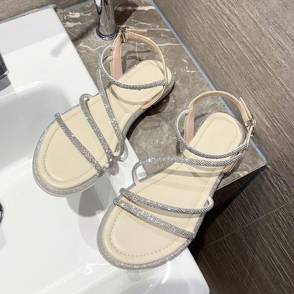 sandals fashion 2021 design ankle strap women flat party slip on open toed summer sandal shoes plus size, Black
sandals fashion 2021 design ankle strap women flat party slip on open toed summer sandal shoes plus size, Black