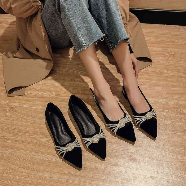 qiangshengda autumn winter versatile temperament small fragrance black pointed low heel flat bottom shallow mouth single shoe
qiangshengda autumn winter versatile temperament small fragrance black pointed low heel flat bottom shallow mouth single shoe