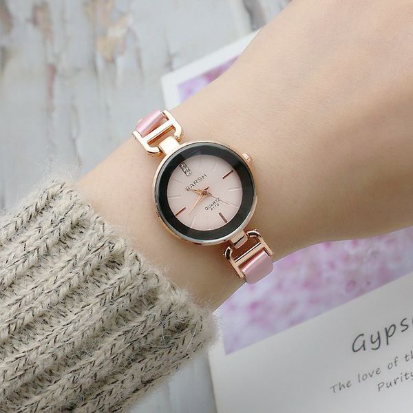 fashion designers watches japanese and korea small kit thin strap women watch korean ladies leather-belt wristwatch mori style middle school, Slivery;brown
fashion designers watches japanese and korea small kit thin strap women watch korean ladies leather-belt wristwatch mori style middle school, Slivery;brown