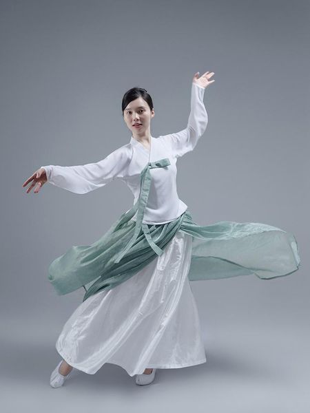 ethnic clothing korean national dance performance dress practice high-end women's suit top, Red
ethnic clothing korean national dance performance dress practice high-end women's suit top, Red