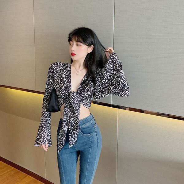long flare sleeve blouse shirts vintage dot floral female short casual holiday lace-up boho 210510, White
long flare sleeve blouse shirts vintage dot floral female short casual holiday lace-up boho 210510, White