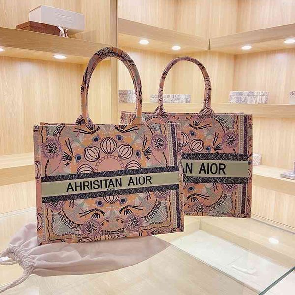 factory store 65% off clearance sale handbags red same 2021 printed tote bag portable large capacity women's bag leisure trend, Black;red
factory store 65% off clearance sale handbags red same 2021 printed tote bag portable large capacity women's bag leisure trend, Black;red