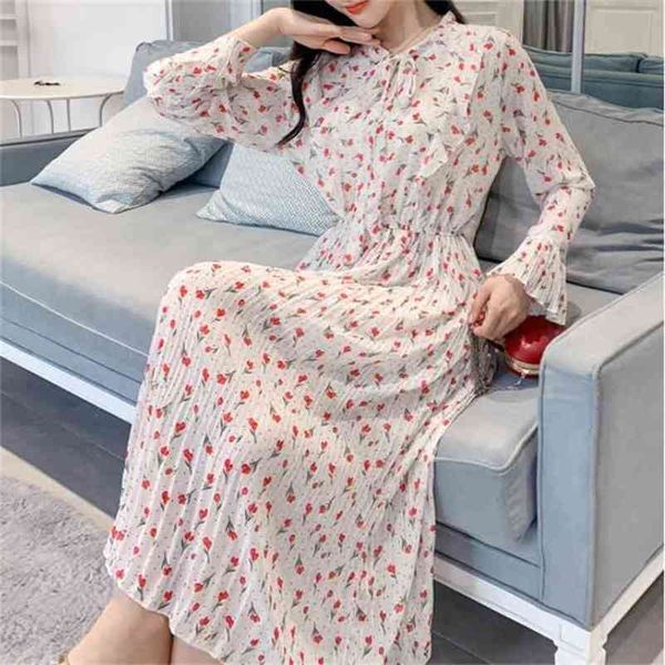 spring chiffon dress female sweet bow tie flare-sleeved printing fashion high waist casual pleated dresses robe 210519, Black;gray
spring chiffon dress female sweet bow tie flare-sleeved printing fashion high waist casual pleated dresses robe 210519, Black;gray