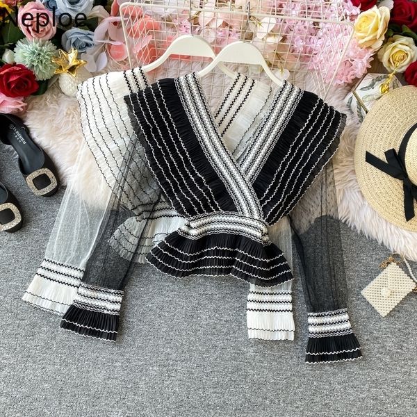 neploe white black perspective mesh blouse v-neck striped women shirt spring long sleeve slim waist blusas 57054 210317
neploe white black perspective mesh blouse v-neck striped women shirt spring long sleeve slim waist blusas 57054 210317