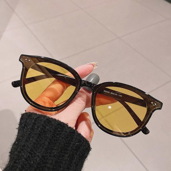 retro brand small round sunglasses women black yellow rivet shades for 90s vintage square sun glasses men uv400, White;black
retro brand small round sunglasses women black yellow rivet shades for 90s vintage square sun glasses men uv400, White;black