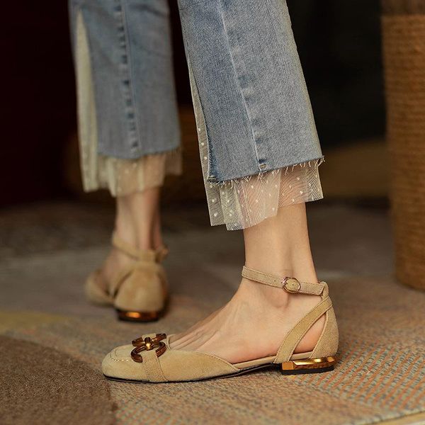 sandals french retro metal buckle hollow low heel square toe frosted flat bottom women's shoes, Black
sandals french retro metal buckle hollow low heel square toe frosted flat bottom women's shoes, Black