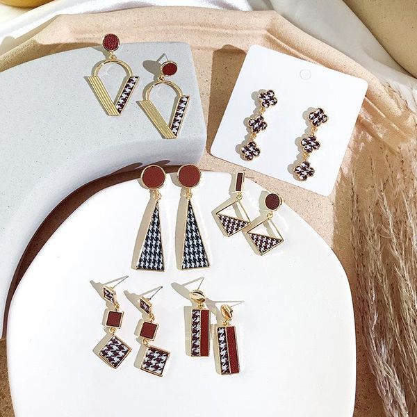 dangle & chandelier 925 silver needle cold wind earrings thousand bird lattice niche advanced geometry long temperament
dangle & chandelier 925 silver needle cold wind earrings thousand bird lattice niche advanced geometry long temperament