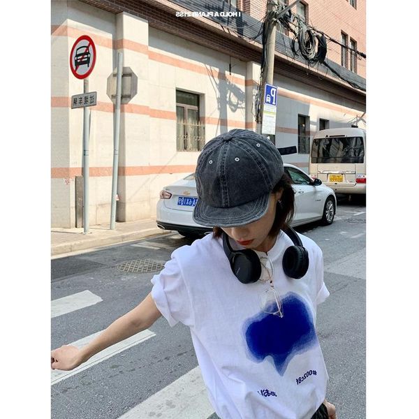women's t-shirt 2021 korean style women fashion a pool of blue ink printed short sleeved white concise loose
women's t-shirt 2021 korean style women fashion a pool of blue ink printed short sleeved white concise loose