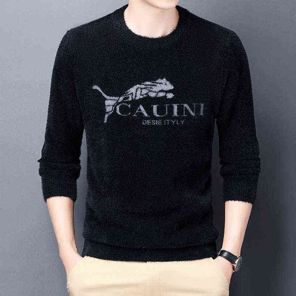 spring and autumn leisure straight tube black winter round neck youth thickened pullover long sleeve letter t-shirt, White;black 
spring and autumn leisure straight tube black winter round neck youth thickened pullover long sleeve letter t-shirt, White;black