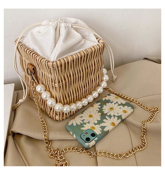 fashion woven evening bags women's korean-style chain lipstick pack simple pearl hand straw bag
fashion woven evening bags women's korean-style chain lipstick pack simple pearl hand straw bag