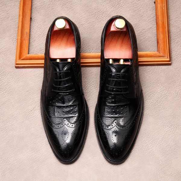 handmade office business wedding dress genuine leather mens brogue shoes luxury black wine red formal fashion oxfords men shoe
handmade office business wedding dress genuine leather mens brogue shoes luxury black wine red formal fashion oxfords men shoe