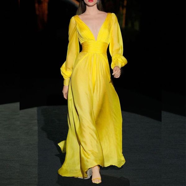 casual dresses autumn 2021 europe america solid color deep v-neck long sleeve high waist fashion women's dress temperament elegant, Black;gray
casual dresses autumn 2021 europe america solid color deep v-neck long sleeve high waist fashion women's dress temperament elegant, Black;gray