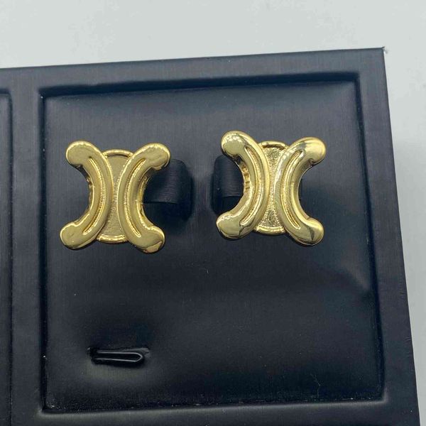 design jewelry voguees arc earrings middle ancient diamond inlaid french ear clip pig nose, Golden
design jewelry voguees arc earrings middle ancient diamond inlaid french ear clip pig nose, Golden