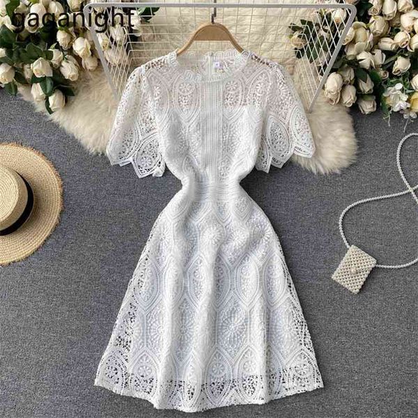 vintage floral embroidery hollow out lace dress summer women o neck short sleeve midi elegant party es 210601, Black;gray
vintage floral embroidery hollow out lace dress summer women o neck short sleeve midi elegant party es 210601, Black;gray