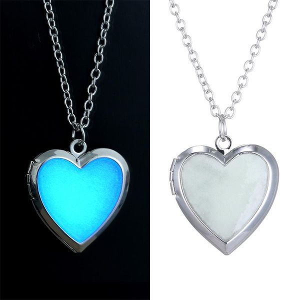 pendant necklaces fluorescent blue heart-shaped necklace creative women's silver color clavicle chain jewelry romantic valentine's
pendant necklaces fluorescent blue heart-shaped necklace creative women's silver color clavicle chain jewelry romantic valentine's