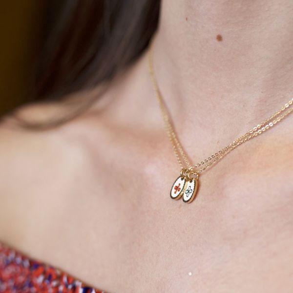 french lovely day 40cm enamel red white blue gold clover button necklace collarbone chain, Black
french lovely day 40cm enamel red white blue gold clover button necklace collarbone chain, Black