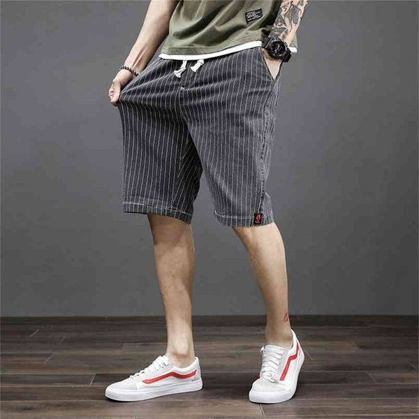 331 men summer fashion japan style cotton striped elastic waist drawstring male casual 7xl large size classical denim shorts 210806, White;black
331 men summer fashion japan style cotton striped elastic waist drawstring male casual 7xl large size classical denim shorts 210806, White;black