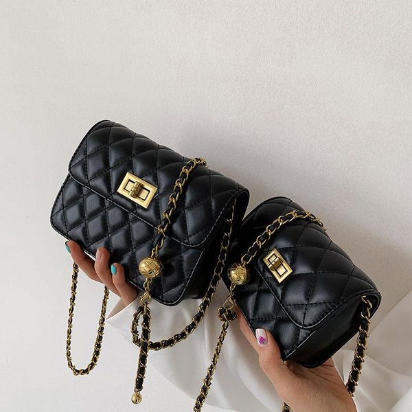 fashion shoulder bag women travel bags leather pu quilted female luxury handbags designer sac a main femme
fashion shoulder bag women travel bags leather pu quilted female luxury handbags designer sac a main femme