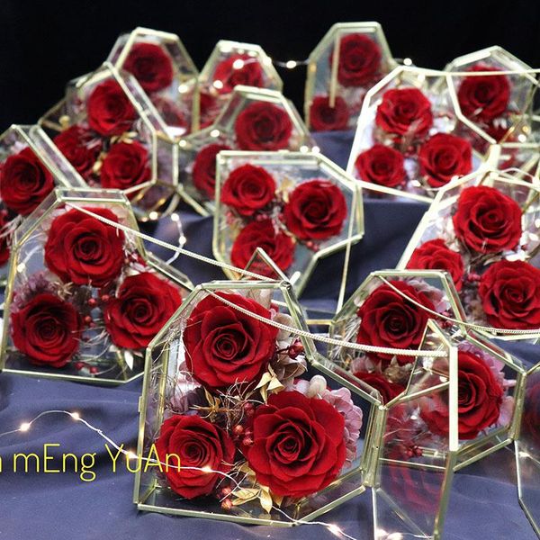 gift wrap real preserved flower rose gift, mom gifts immortal forever flowers gold heart-shaped box mother's day for wife women
gift wrap real preserved flower rose gift, mom gifts immortal forever flowers gold heart-shaped box mother's day for wife women