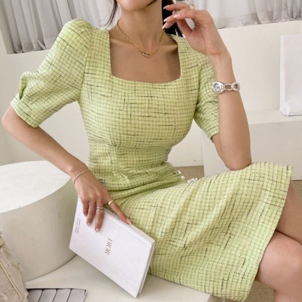 casual dresses vetement femme 2021 korean elegant ol chic tweed women french vintage slim square neck robe summer vestidos sdm2, Black;gray
casual dresses vetement femme 2021 korean elegant ol chic tweed women french vintage slim square neck robe summer vestidos sdm2, Black;gray