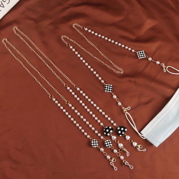 fashion pearl metal chain beads glasses chains women vintage metal sunglasses hangs mask lanyards strap eyewear cord holder
fashion pearl metal chain beads glasses chains women vintage metal sunglasses hangs mask lanyards strap eyewear cord holder