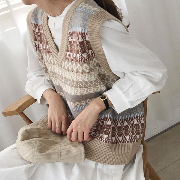 women's vests 2021 korean versatile short loose sweater vest chic knitted v-neck, Black;white
women's vests 2021 korean versatile short loose sweater vest chic knitted v-neck, Black;white
