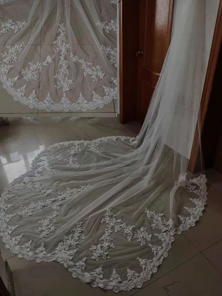 bridal veils white/ivory beautiful cathedral length lace edge wedding veil with comb long mariage plus size, Black
bridal veils white/ivory beautiful cathedral length lace edge wedding veil with comb long mariage plus size, Black
