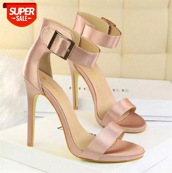 women classic satin 11cm high heels fetish silk sandals female gladiator summer shoes lady green pumps drop ship #x38g, Black
women classic satin 11cm high heels fetish silk sandals female gladiator summer shoes lady green pumps drop ship #x38g, Black