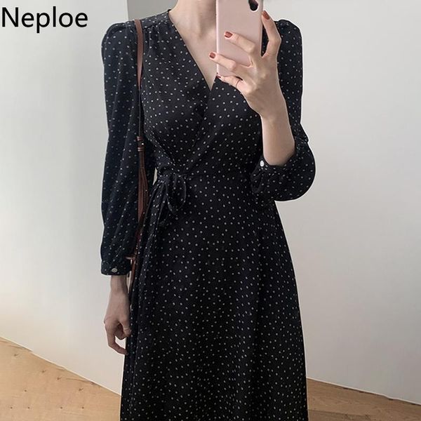 casual dresses neploe vintage korean chic elegant femme robe v-neck cross side bandage floral dress women black chiffon vestidos 96502, Black;gray
casual dresses neploe vintage korean chic elegant femme robe v-neck cross side bandage floral dress women black chiffon vestidos 96502, Black;gray