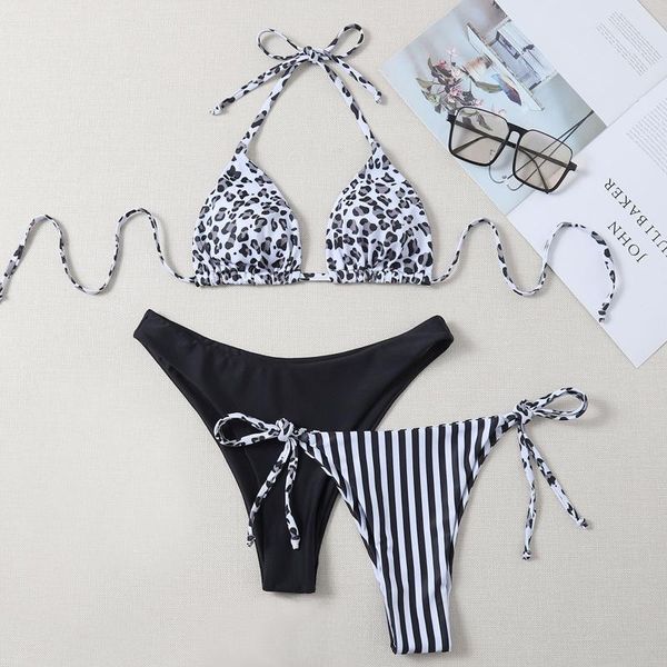 women's swimwear bikini 2021 women plus size print swimsuit bandage set female halter bathing suit three-piece, White;black
women's swimwear bikini 2021 women plus size print swimsuit bandage set female halter bathing suit three-piece, White;black