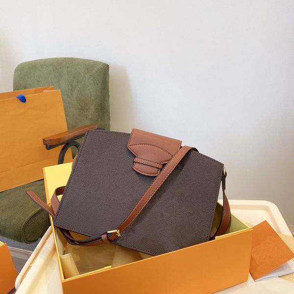 designer women shoulder bag fashion totes ladies handbag messenger cross body bags woman clutch wallets come with box
designer women shoulder bag fashion totes ladies handbag messenger cross body bags woman clutch wallets come with box