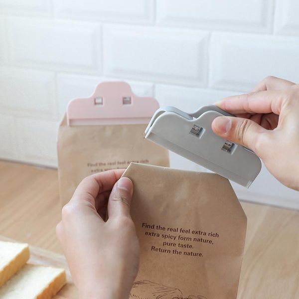 bag clip multifunctional household snack storage sealed kitchen tool close clips
bag clip multifunctional household snack storage sealed kitchen tool close clips