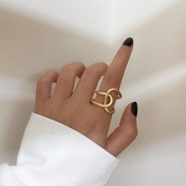 cluster rings korea fashion personality simple atmospheric twisted metal ring female cold wind web celebrity niche design feeling for, Golden;silver
cluster rings korea fashion personality simple atmospheric twisted metal ring female cold wind web celebrity niche design feeling for, Golden;silver