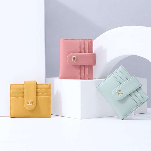 2021 popularweichen new fashion student short wallet buckle korean multi card zero wallet pu lady wallet 
2021 popularweichen new fashion student short wallet buckle korean multi card zero wallet pu lady wallet