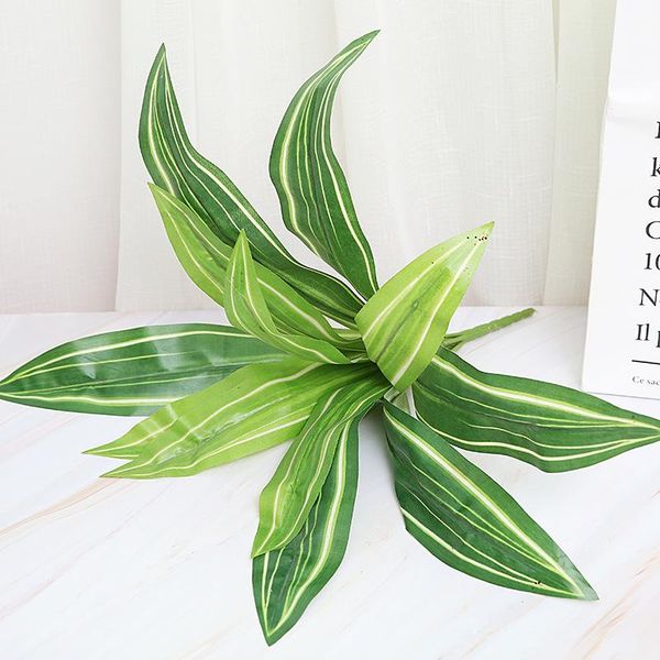 1pcs emulated brazilian leaf silk cloth fake flower home decoration plant wedding arrangement with grass decorative flowers & wreaths
1pcs emulated brazilian leaf silk cloth fake flower home decoration plant wedding arrangement with grass decorative flowers & wreaths