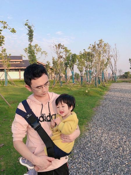 2-48months breathable front facing baby carrier comfortable sling backpack pouch wrap adjustable kangaroo safety carriers, slings & backpack 
2-48months breathable front facing baby carrier comfortable sling backpack pouch wrap adjustable kangaroo safety carriers, slings & backpack