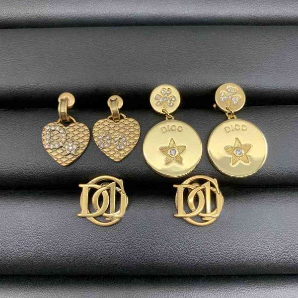 2022 latest factory wholesale earrings new letter diamond studded star earrings women's fashion simple light luxury geometric earrings, Golden
2022 latest factory wholesale earrings new letter diamond studded star earrings women's fashion simple light luxury geometric earrings, Golden