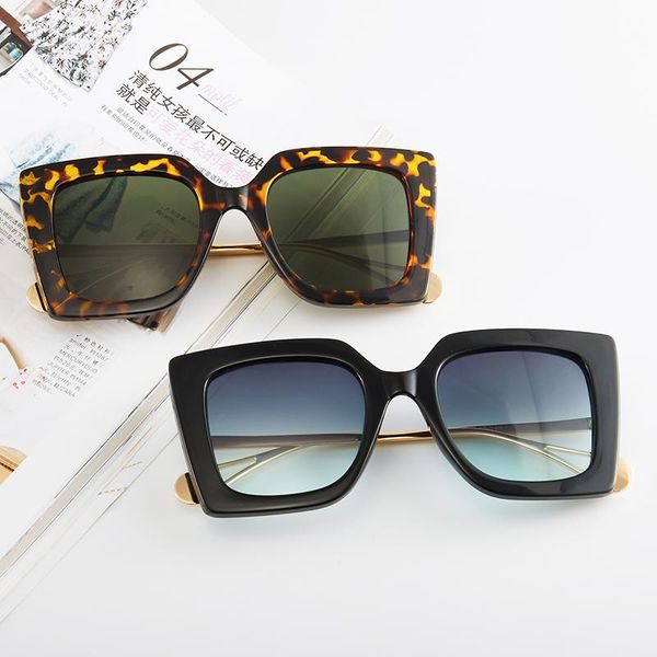 sunglasses 2021 fashion retro luxury designer sqruare for women men driving rectangle frame eye sun glasses shades, White;black
sunglasses 2021 fashion retro luxury designer sqruare for women men driving rectangle frame eye sun glasses shades, White;black