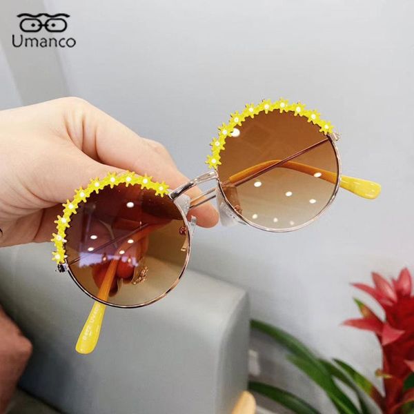 sunglasses 2021 fashion round for children with little flower metal frame ac lens sun glasses girls kids travel gift anti uv400, White;black
sunglasses 2021 fashion round for children with little flower metal frame ac lens sun glasses girls kids travel gift anti uv400, White;black