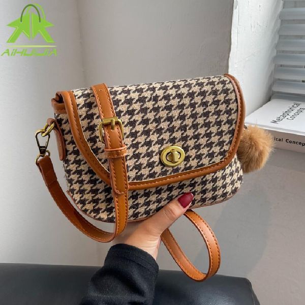 evening bags fashion houndstooth ladies crossbody bag 2021 quality woolen cloth women's handbags designer travel shoulder messenger
evening bags fashion houndstooth ladies crossbody bag 2021 quality woolen cloth women's handbags designer travel shoulder messenger